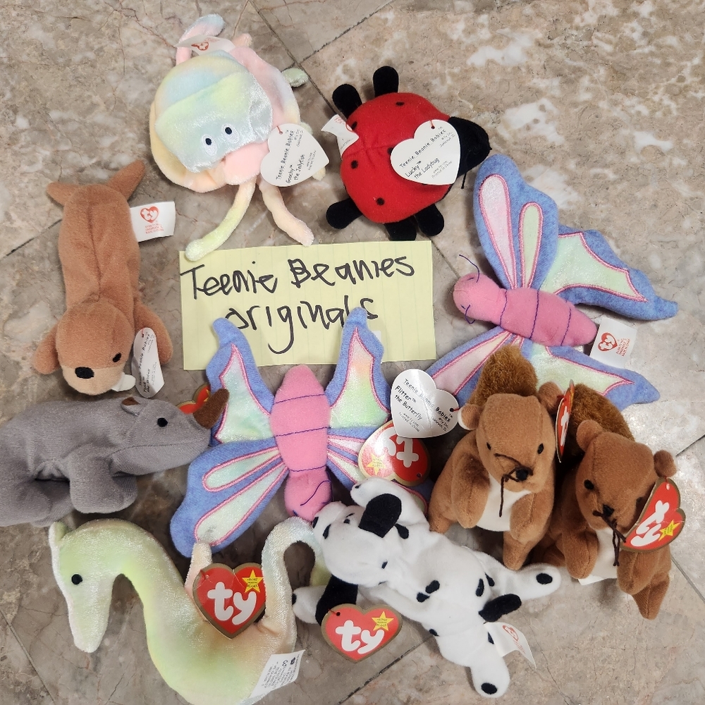 10 teenie beanies